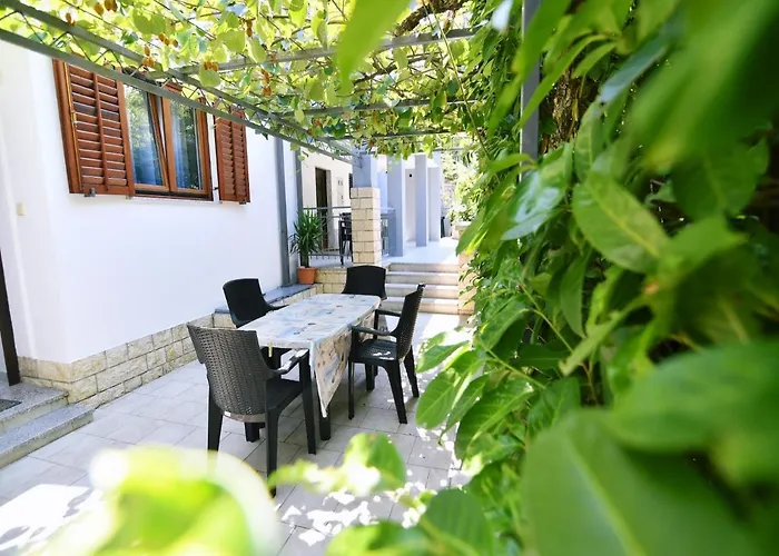 Apartments Jolanda